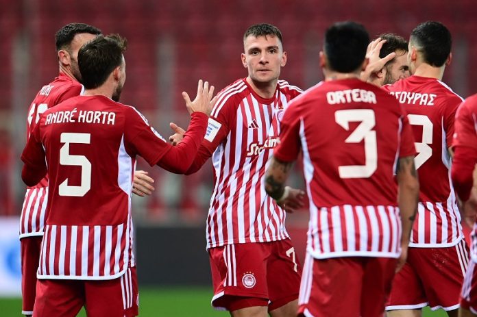 Super League – Ολυμπιακός – ΠΑΣ Γιάννινα 3-1: Συνεχίζουν αήττητοι για ακόμη ένα παιχνίδι οι Ερυθρόλευκοι