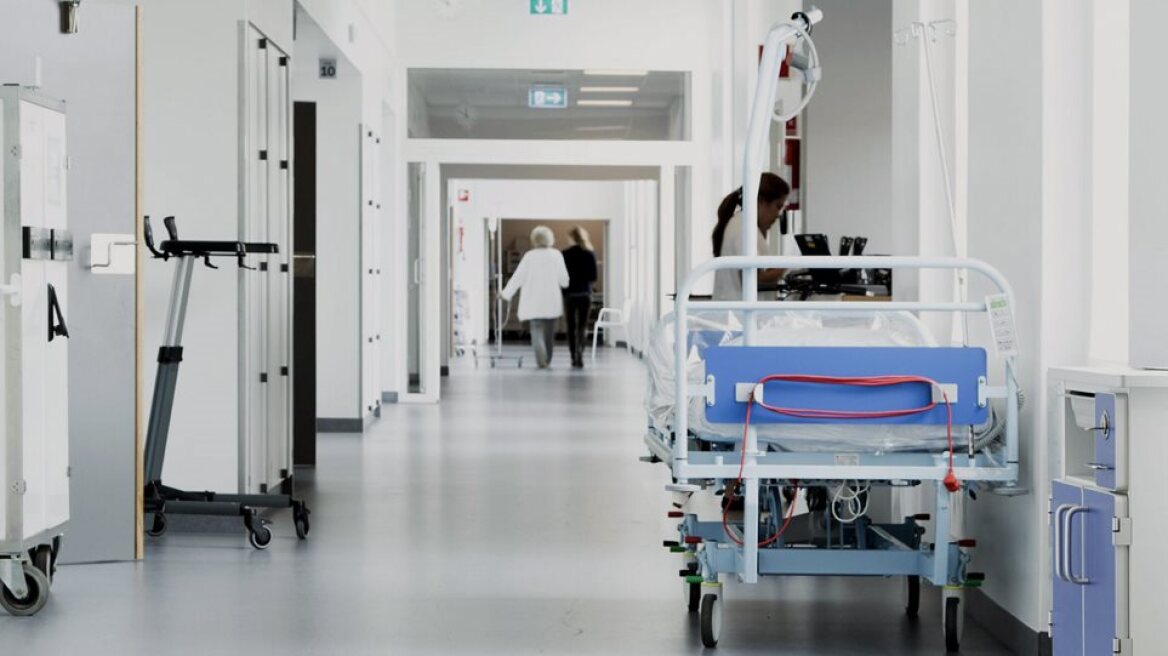 Covid – Συναγερμός για πάνω από 18.000 κρούσματα: Η μεγαλύτερη έξαρση από το καλοκαίρι 2022 – Στα όρια των αντοχών του το ΕΣΥ