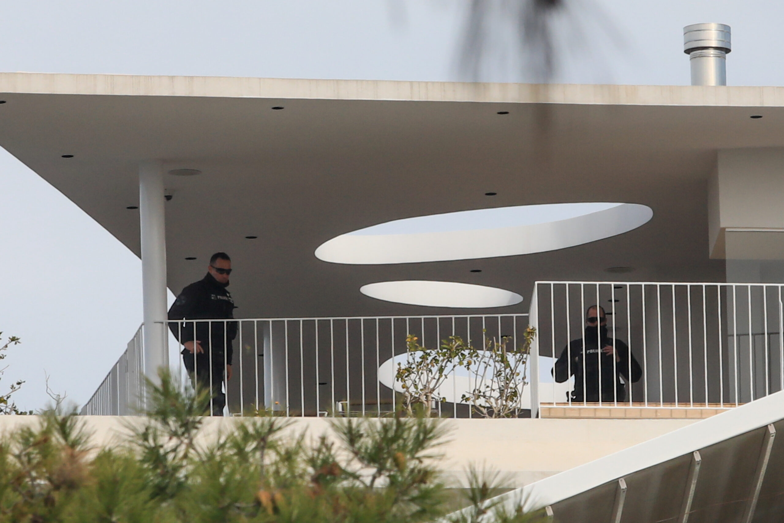 Μακελειό στη Γλυφάδα: «Υπάρχουν ένοχα μυστικά που δε θα βγουν ποτέ» (Βίντεο)