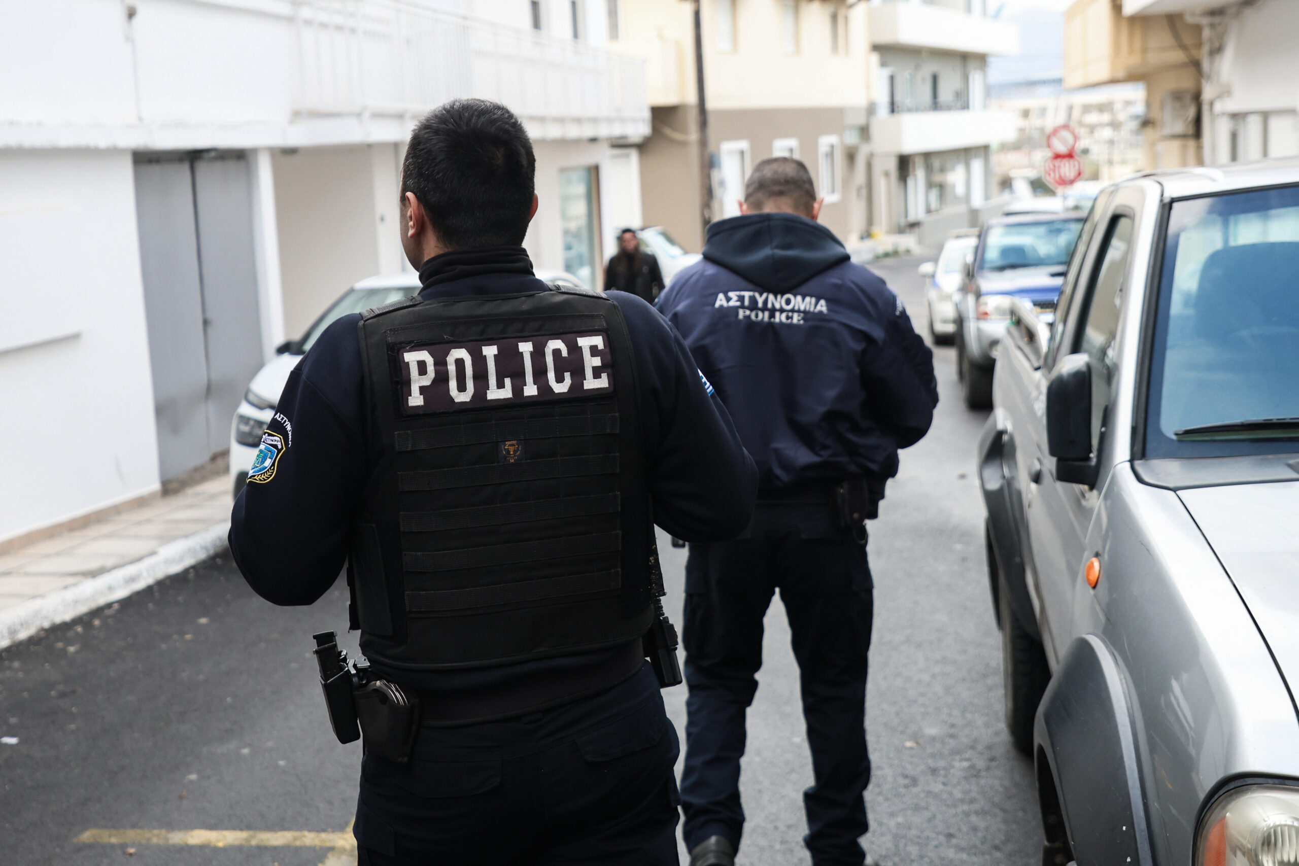 Πέραμα: Συνελήφθη 68χρονος οδηγός – Εμπόδιζε το όχημά του κατά την εκφόρτωση πλοίου