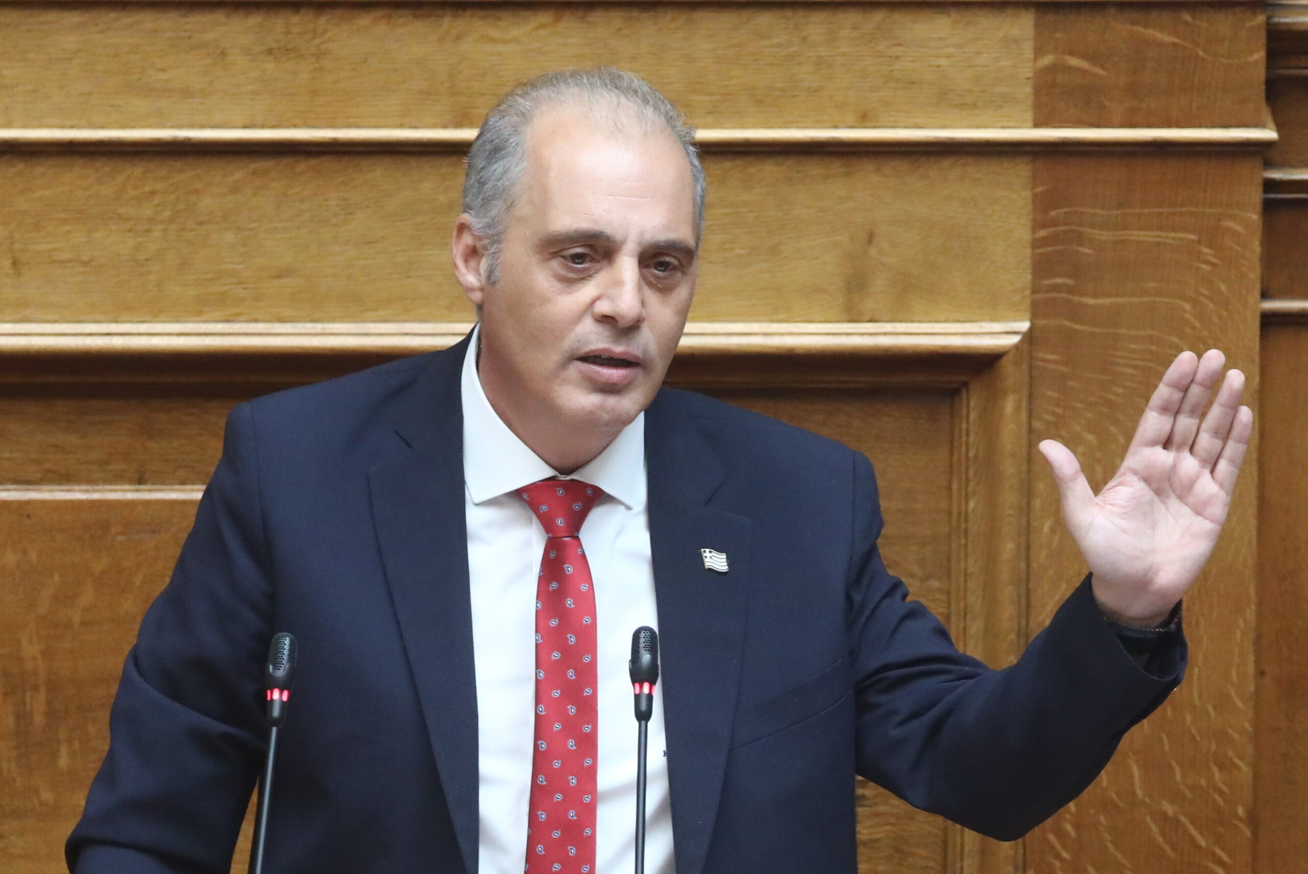 Βελόπουλος κατά Γεωργιάδη: «Εκλιπαρούσε τον Καρατζαφέρη να τον κάνει υπουργό σε κυβέρνηση συνεργασίας και τώρα “δεν πιστεύει στις κυβερνήσεις συνεργασίας”»