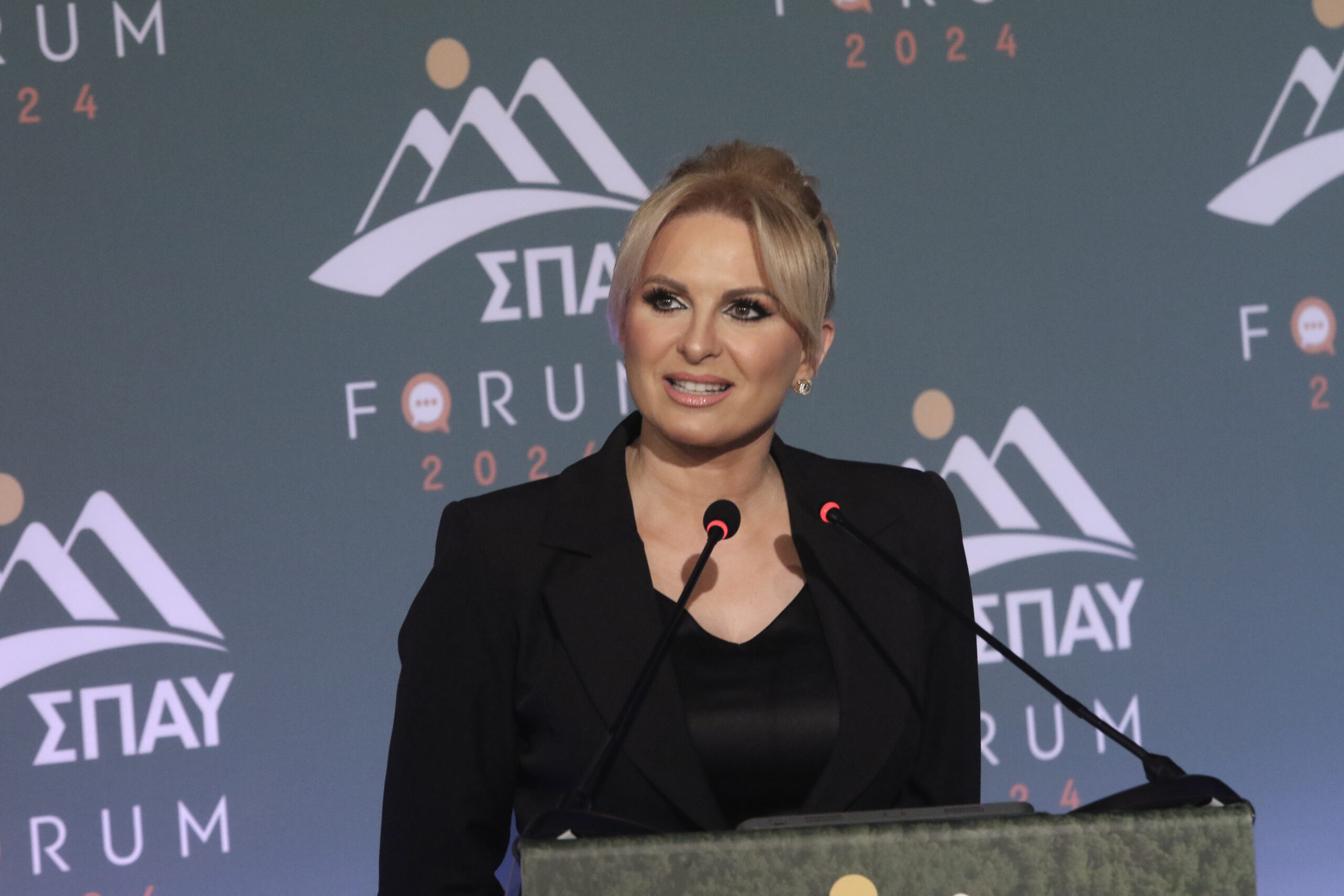 Μάγδα Τσέγκου: Στο νοσοκομείο με βαριά πνευμονία η δημοσιογράφος