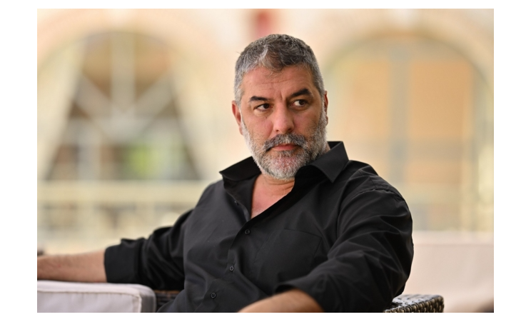 Βασίλης Μπισμπίκης: Η φωτογραφία του από το 1996 στο γήπεδο