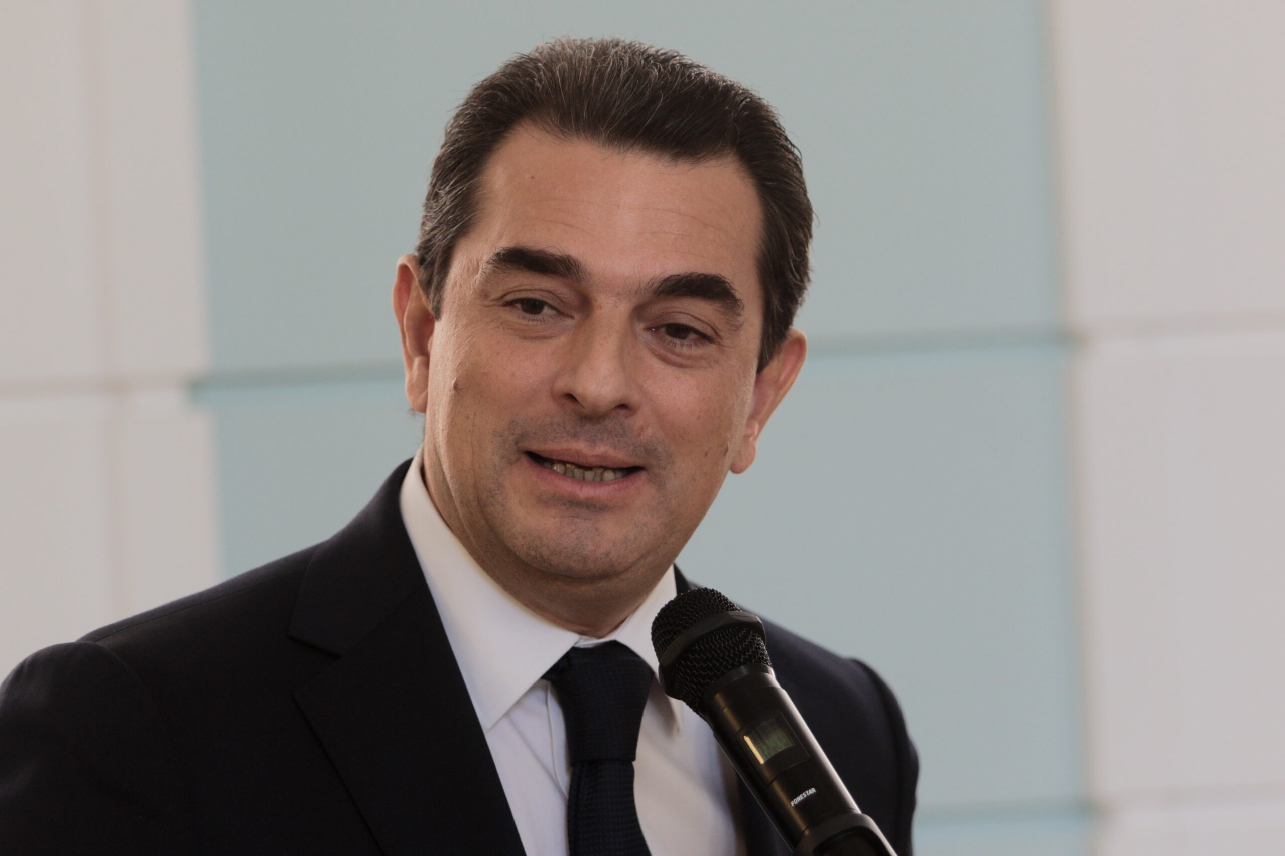 Σκρέκας: «Στα περυσινά επίπεδα και χαμηλότερα, οι τιμές στα τρόφιμα για το Πασχαλινό τραπέζι»