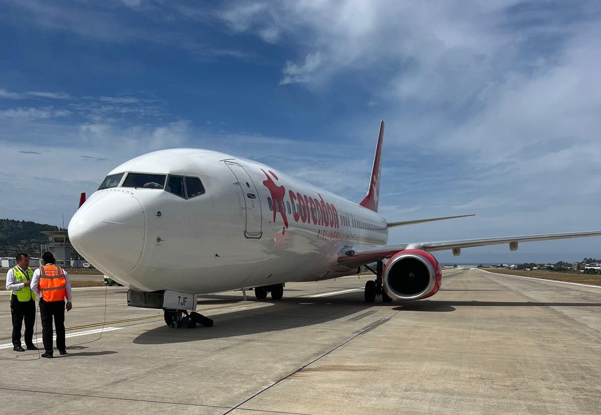 Boeing 737
