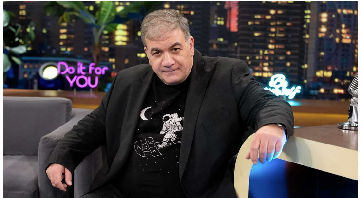 Δημήτρης Σταρόβας