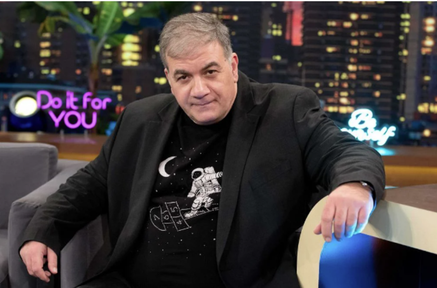 Δημήτρης Σταρόβας