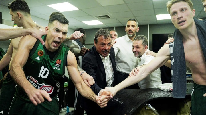 Κώστας Σλούκας