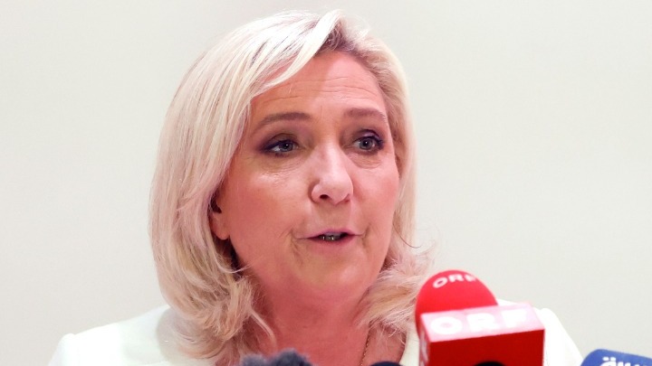 Μαρί Λεπέν: «Χαιρετίζουμε την απόφαση για πρόωρες εκλογές – Είμαστε έτοιμοι να κυβερνήσουμε»