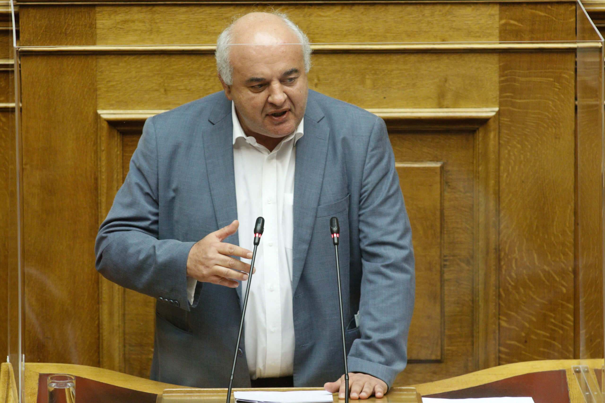 Νίκος Καραθανασόπουλος