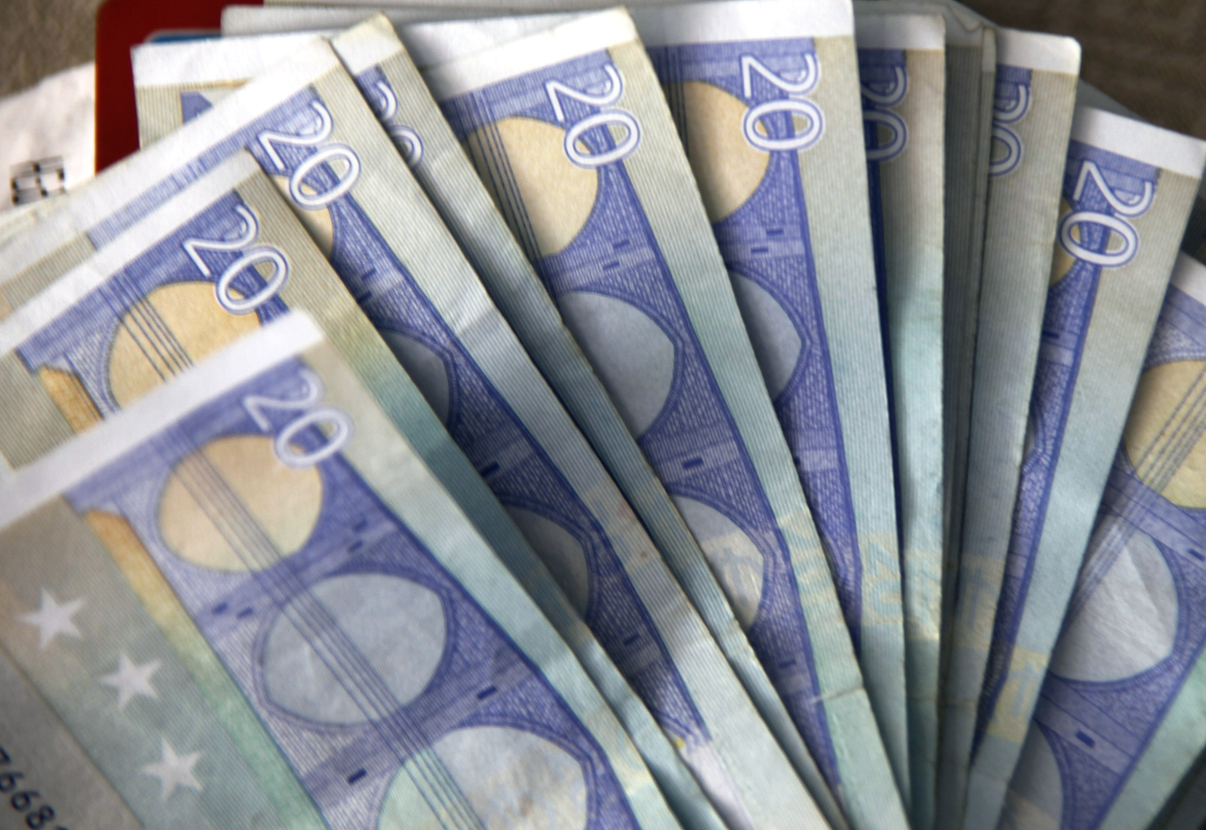 Επίδομα 1.600 ευρώ: Μέχρι πότε οι αιτήσεις για τους δικαιούχους