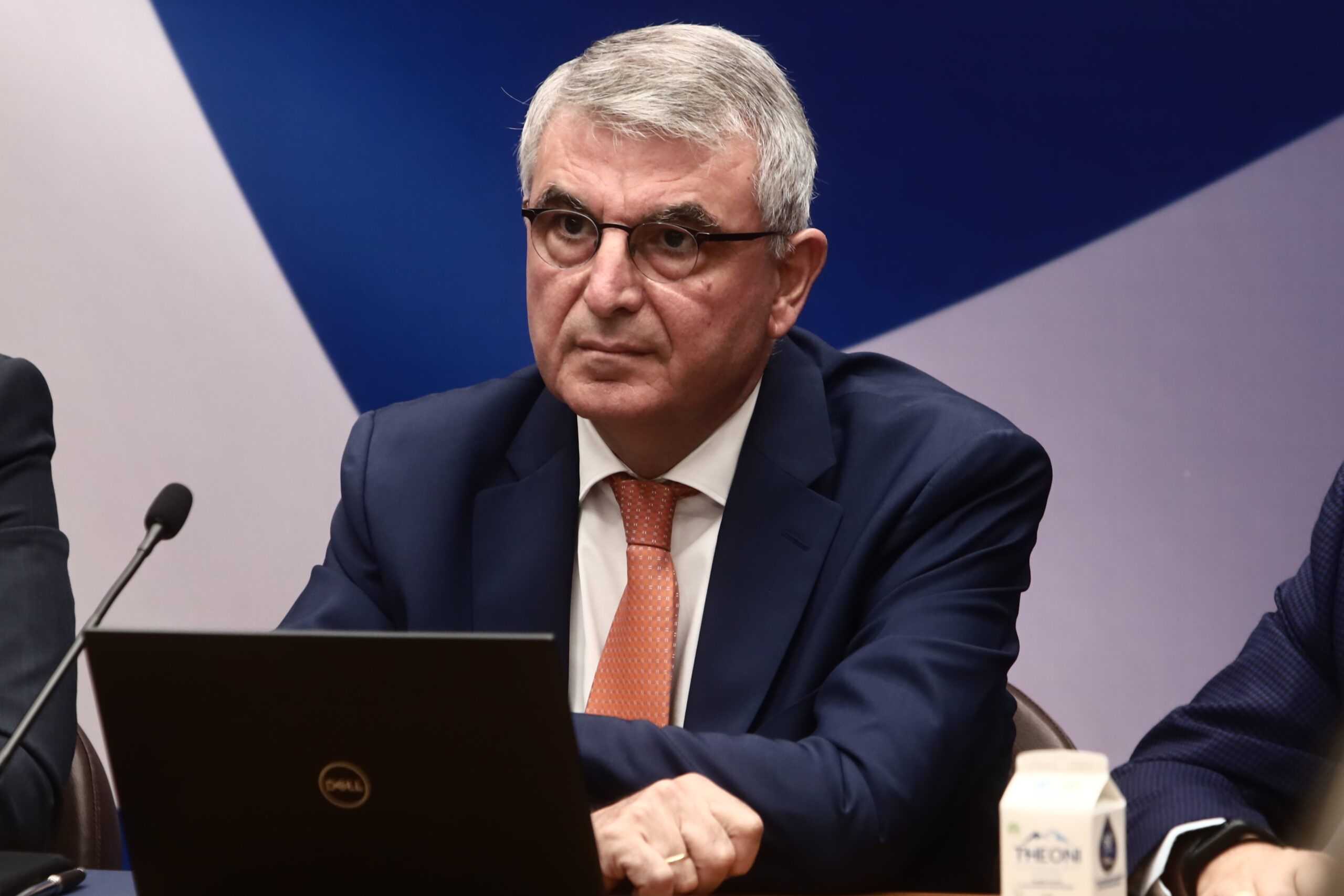 Τσακλόγλου: «Fake news» η εξαήμερη εργασία στην Ελλάδα