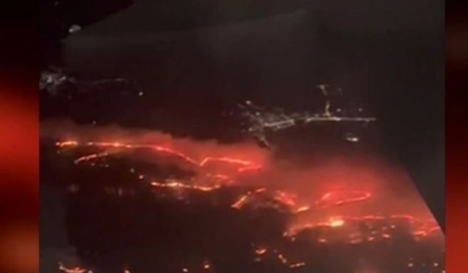 Τουρκία: Συνεχίζεται η μάχη στα πύρινα μέτωπα – Νέα εστία πυρκαγιάς στα Βουρλά της Σμύρνης