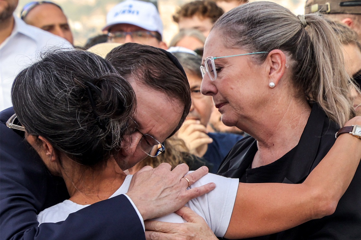 Ισραήλ: Χιλιάδες απαιτούν συμφωνία για τους ομήρους στη Γάζα στο κοινοβούλιο