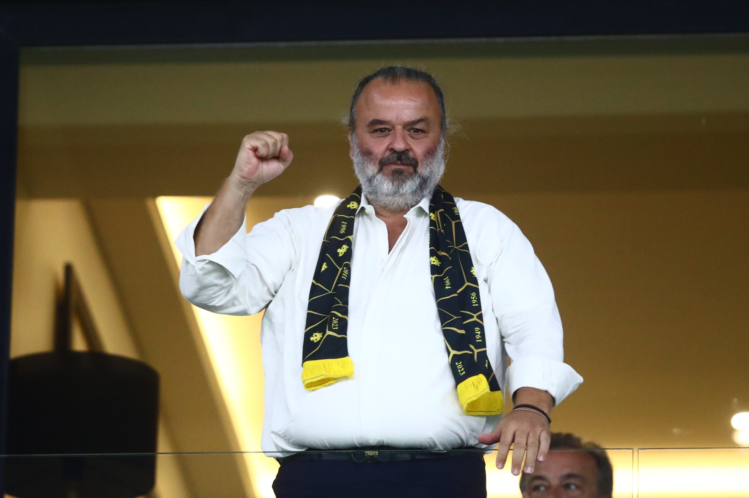 Ηλιόπουλος για προκλήσεις Λουτσεσκου: Το καλάμι εύκολα καβαλιέται, αλλά το ίδιο εύκολα το Σύμπαν το τοποθετεί στη σωστή θέση!