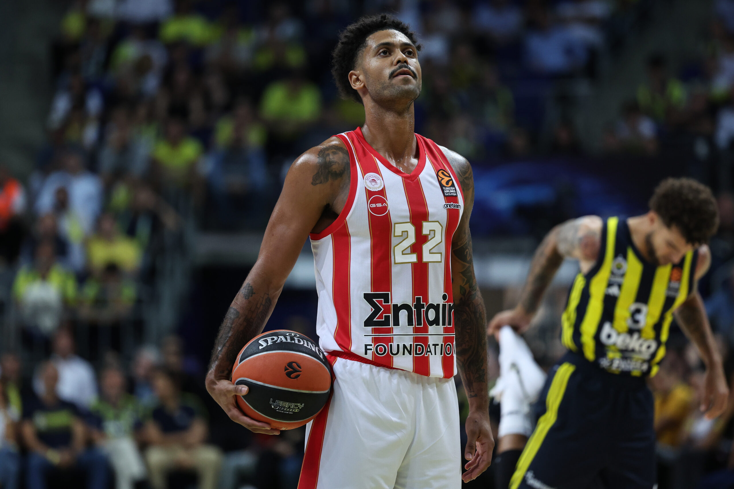 Euroleague: Πρεμιέρα με το… αριστερό στην Πόλη για τον Ολυμπιακό – Ηττήθηκε από την Φενέρ με 82-71
