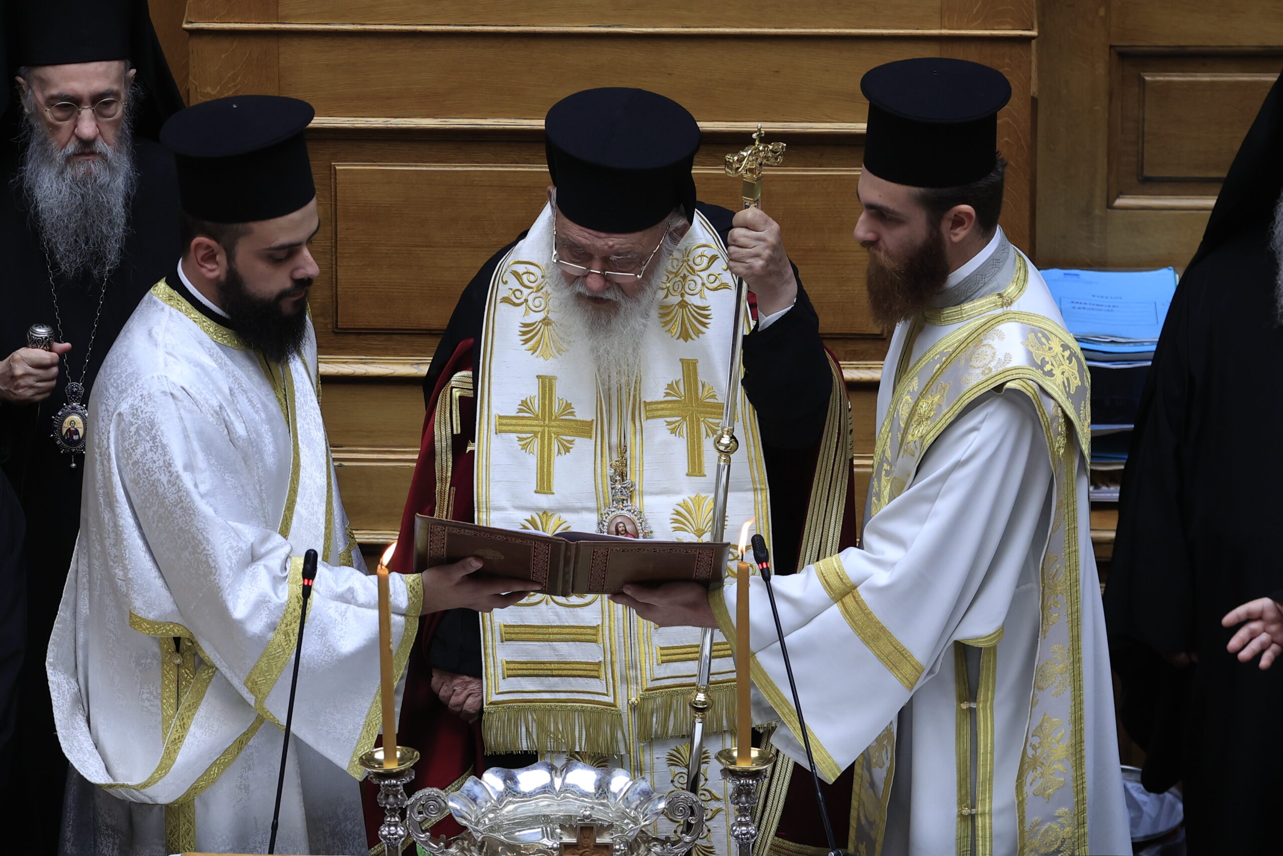 Βουλή: Πραγματοποιήθηκε ο Αγιασμός για την έναρξη της νέας κοινοβουλευτικής περιόδου (Φωτό)