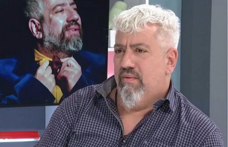 Ο Δημήτρης Φραγκιόγλου μιλά στον Talk Radio 98,9 για την ασθένεια της μητέρας του και συγκινεί