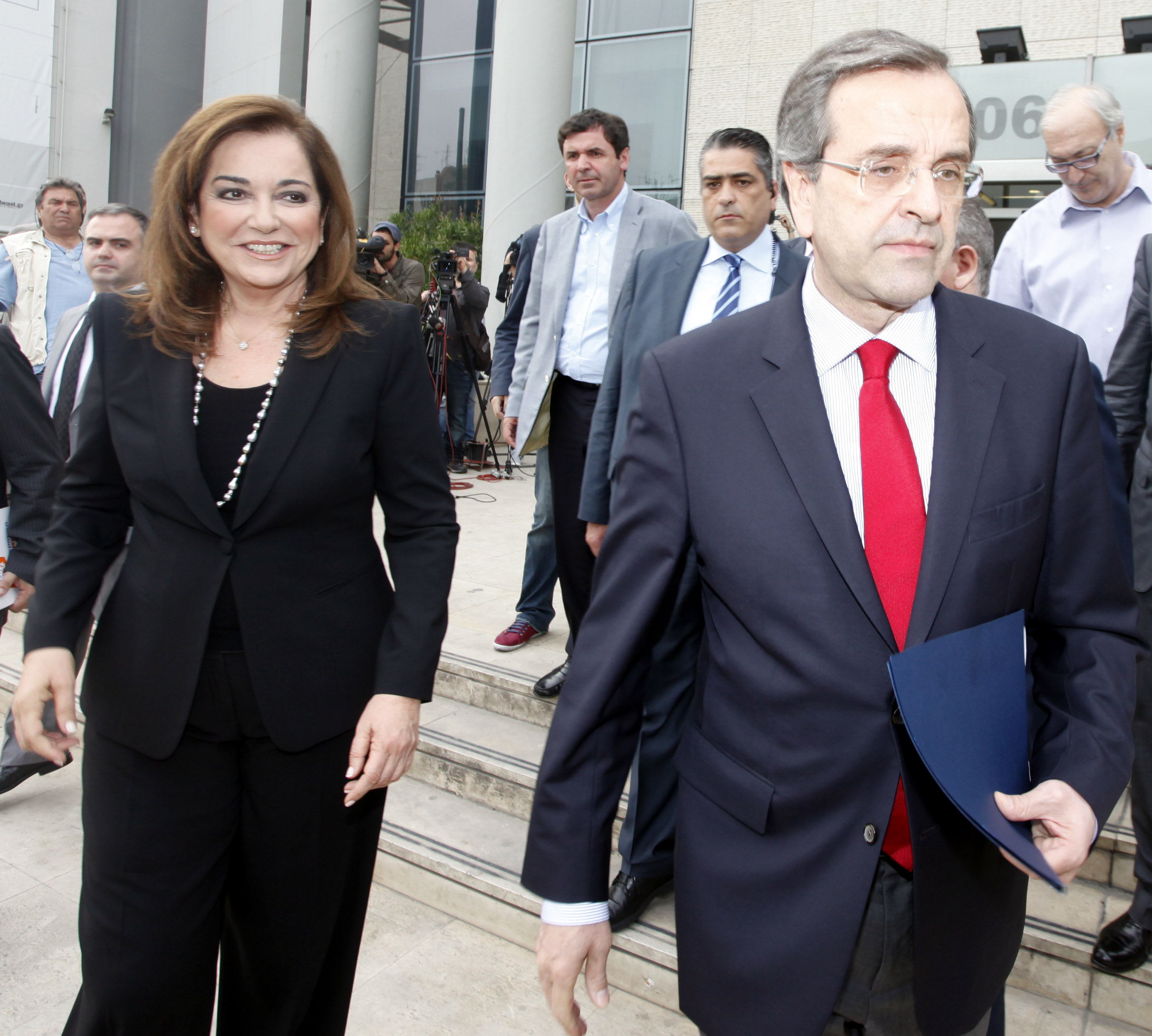 Μπακογιάννη κατά Σαμαρά