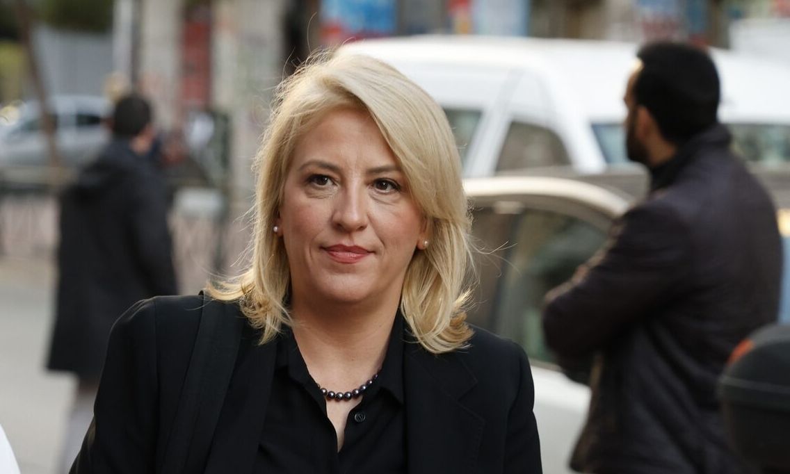 Ρένα Δούρου