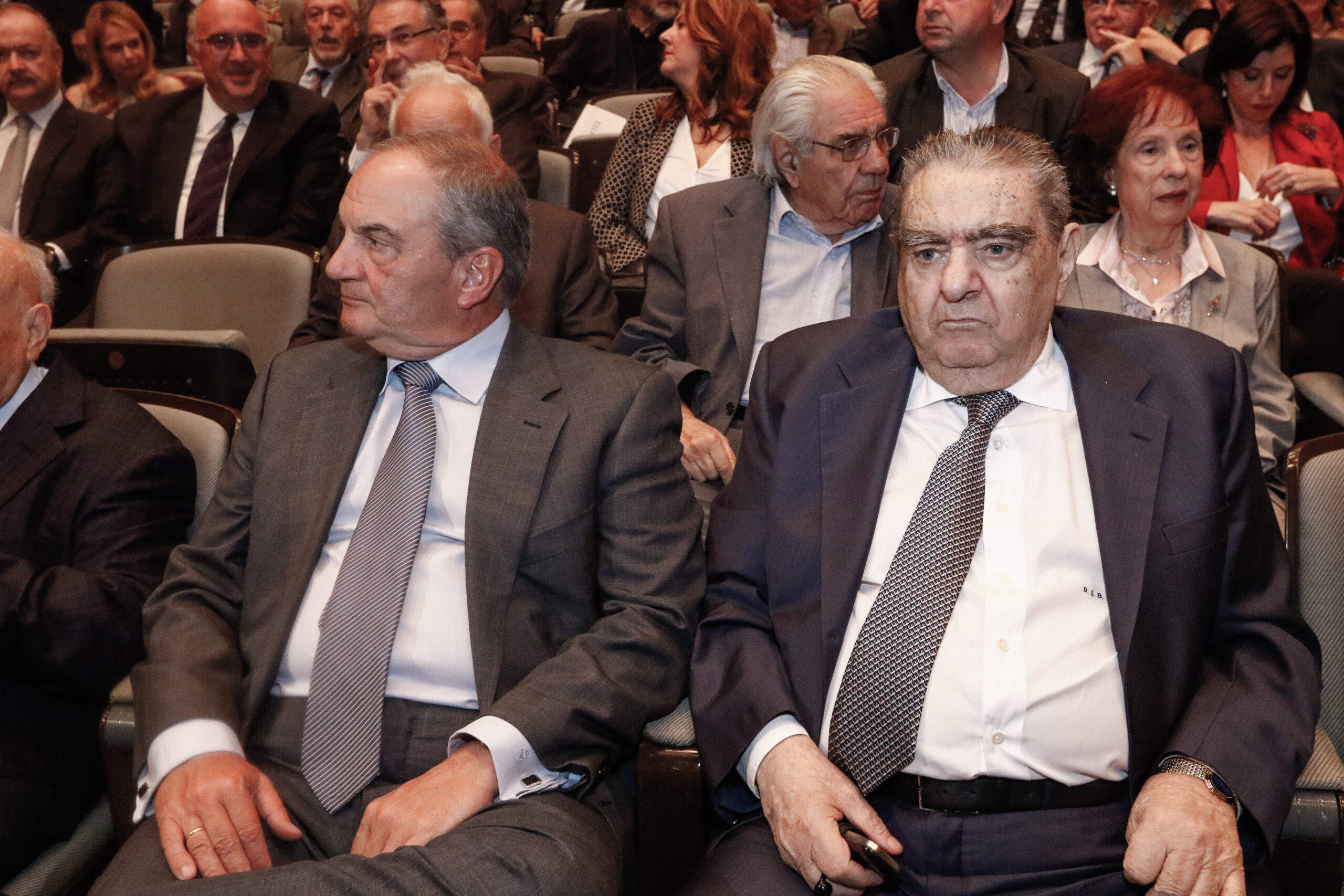 Καραμανλής για τον θάνατο του Βαρδή Βαρδινογιάννη: «Στην οικογένειά του εκφράζω τα ειλικρινή συλλυπητήριά μου»