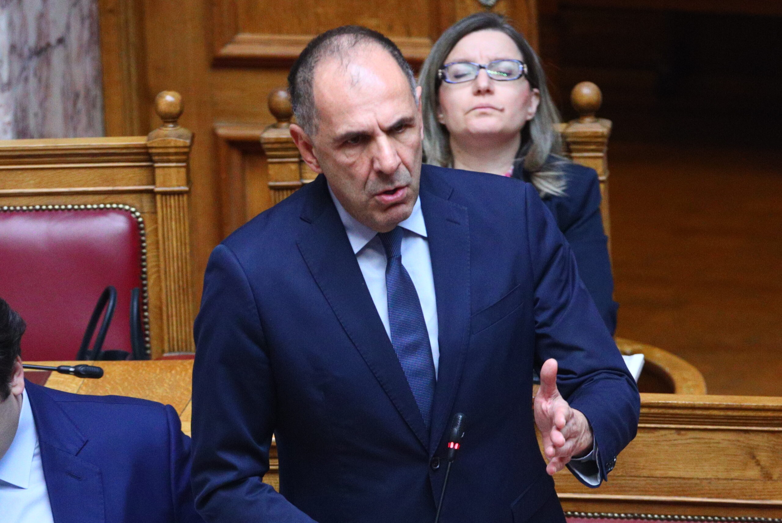 Απάντηση Γεραπετρίτη σε Σαμαρά