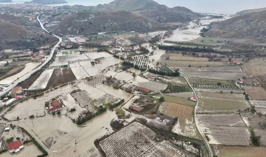 Κακοκαιρία Bora: Απαγόρευση κυκλοφορίας στη Λήμνο έως το μεσημέρι της Δευτέρας