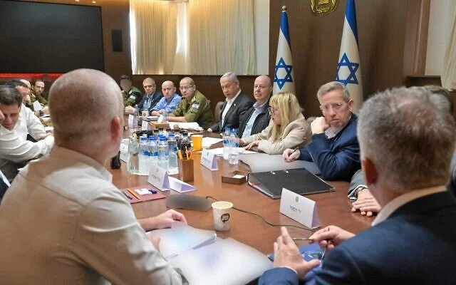 Fast track διαδικασίες για να εγκριθεί η εκεχειρία: Συνεδριάζει το μεσημέρι το πλήρες υπουργικό του Νετανιάχου – Την Κυριακή θα ελευθερωθούν τρεις όμηροι και 1.700 Παλαιστίνιοι