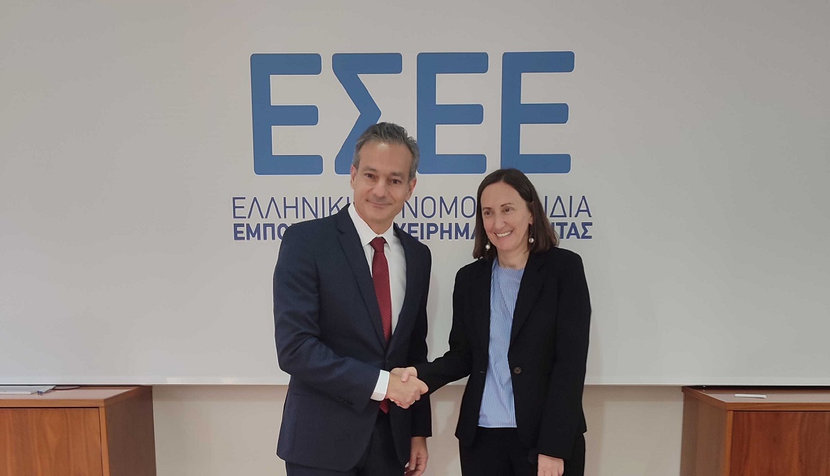 Ταμείο Μικροπιστώσεων και γυναικεία επιχειρηματικότητα θέμα συνάντησης ΕΣΕΕ και Ελληνικής Αναπτυξιακής Τράπεζας