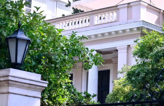 Κυβερνητικές πηγές