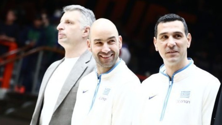 Νίκος Ζήσης