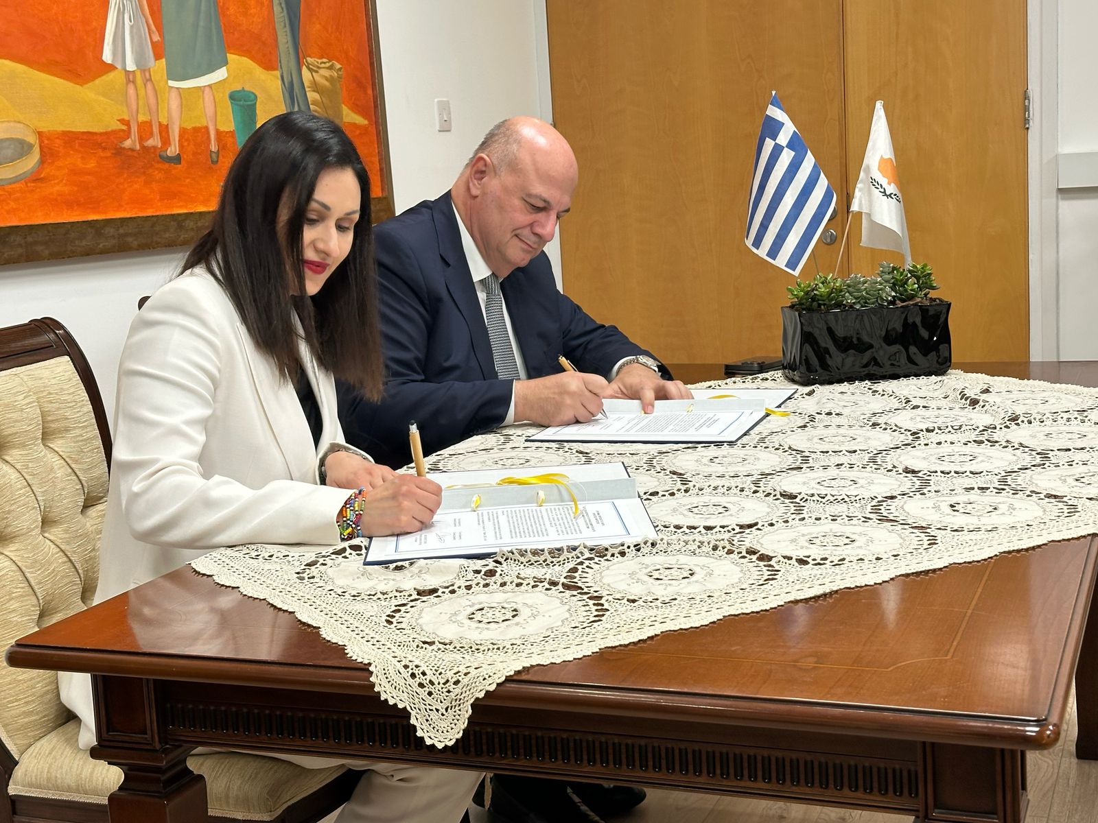 Κώστας Τσιάρας