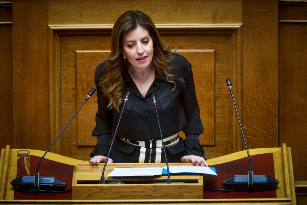 Κωνσταντίνα Καραμπατσώλη