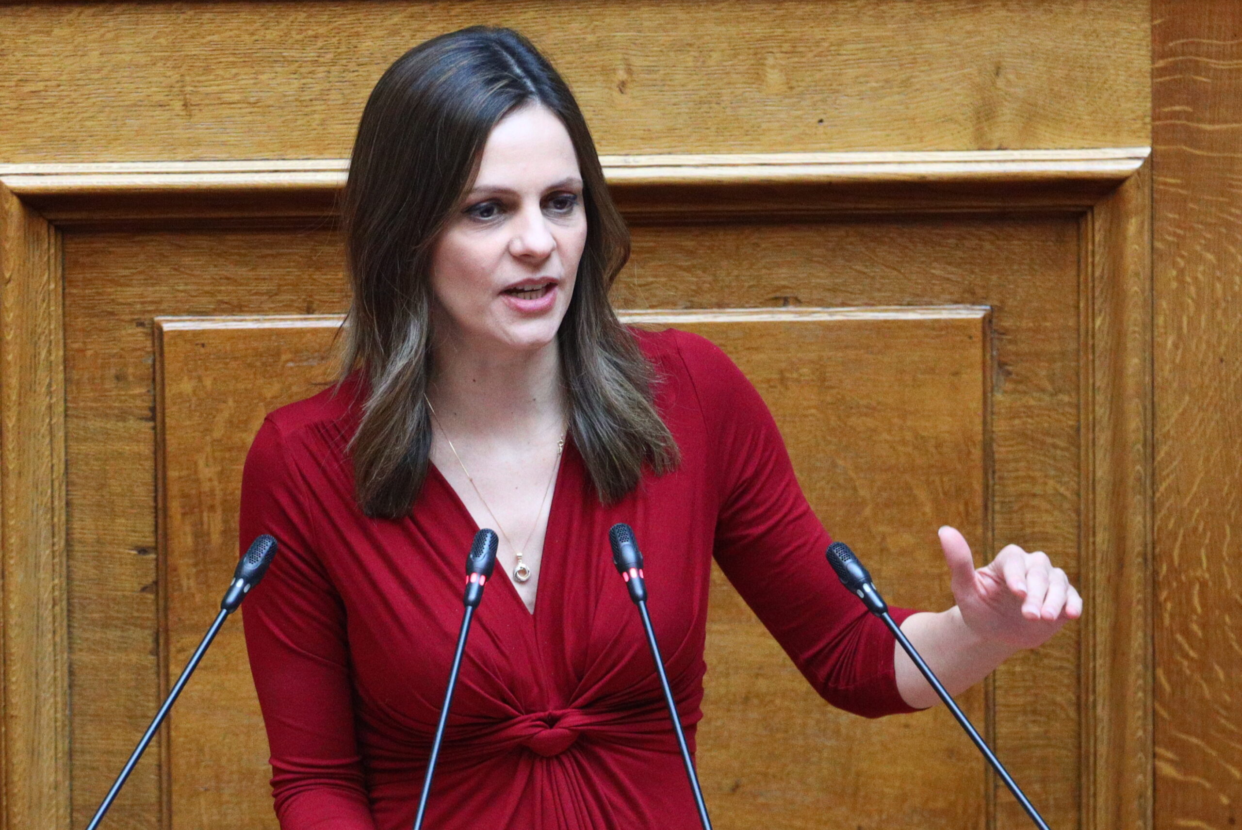 Έφη Αχτσιόγλου