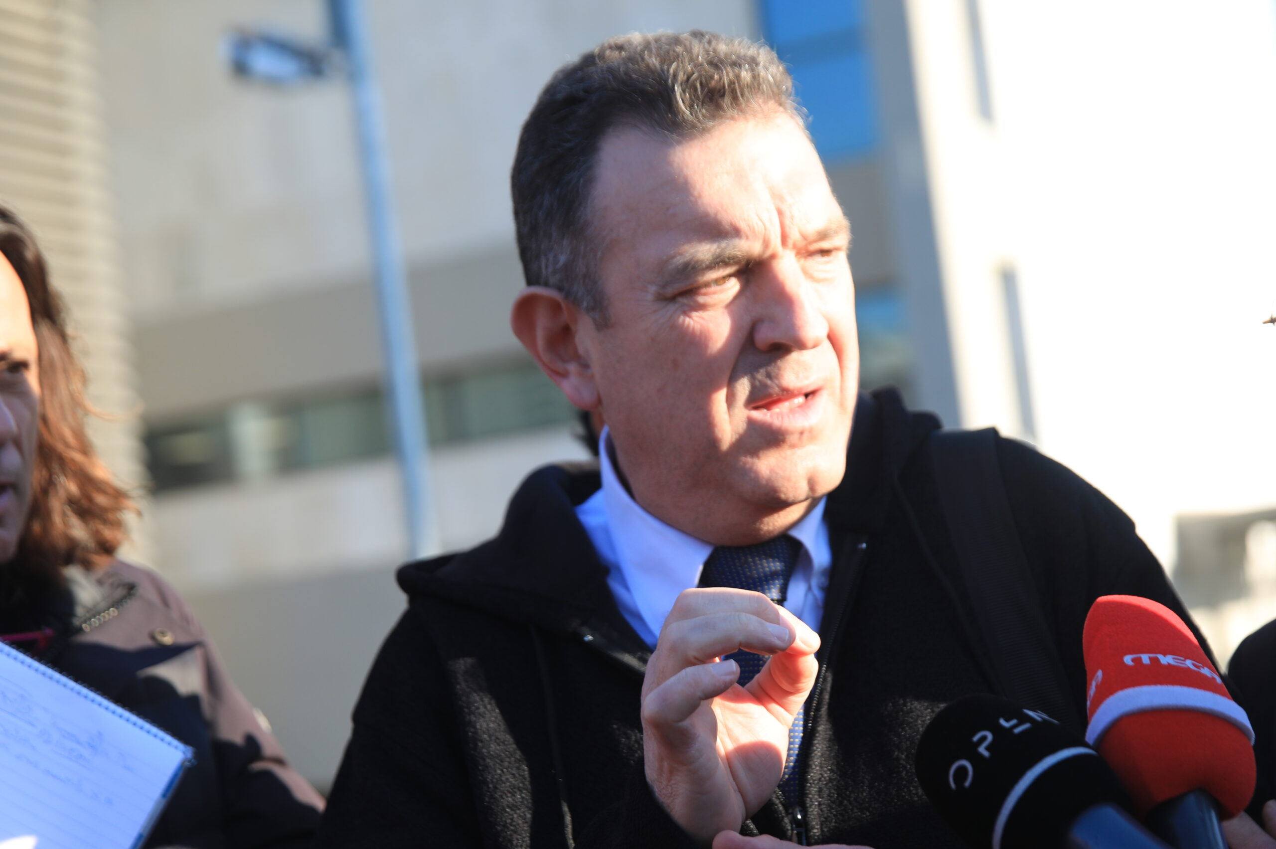 Οι ακραίες τοποθετήσεις του Νίκου Παπαδόπουλου: Από τους Καλικάντζαρους, στο «ξύλο της χρονιάς» και τους βανδαλισμούς στην Πινακοθήκη