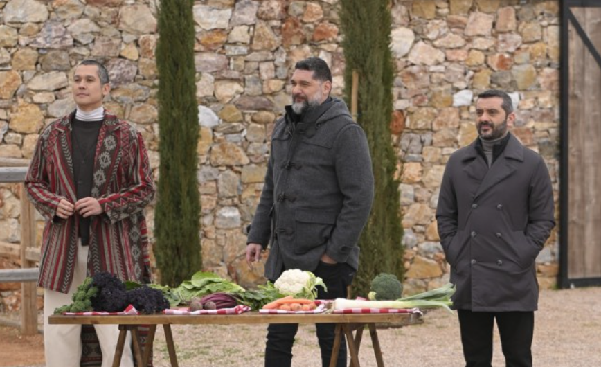 MasterChef: «Τι κάνατε 100 λεπτά;» – Το αιχμηρό σχόλιο του Κουτσόπουλου