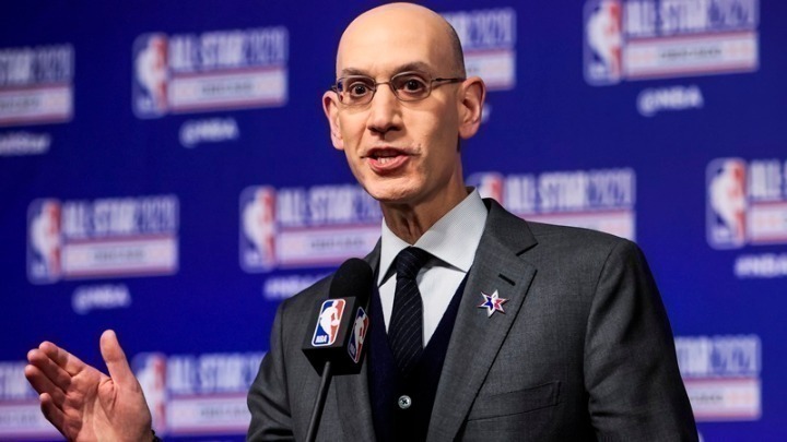 Άνταμ Σίλβερ