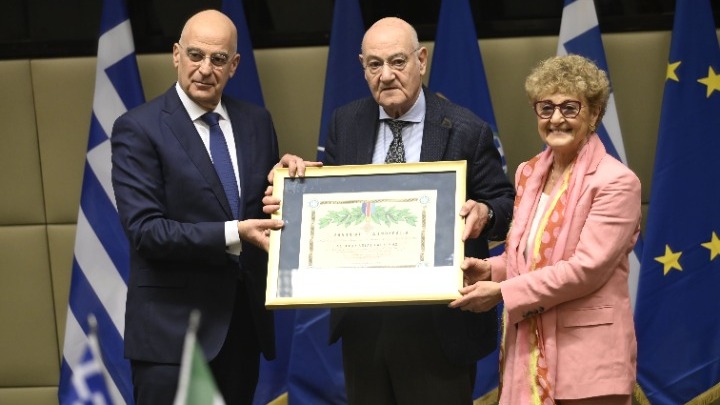 Νίκος Δένδιας