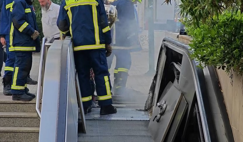 Αναστάτωση στον σταθμό μετρό «Αμπελόκηποι»: Καπνοί από εστία φωτιάς στις κυλιόμενες σκάλες