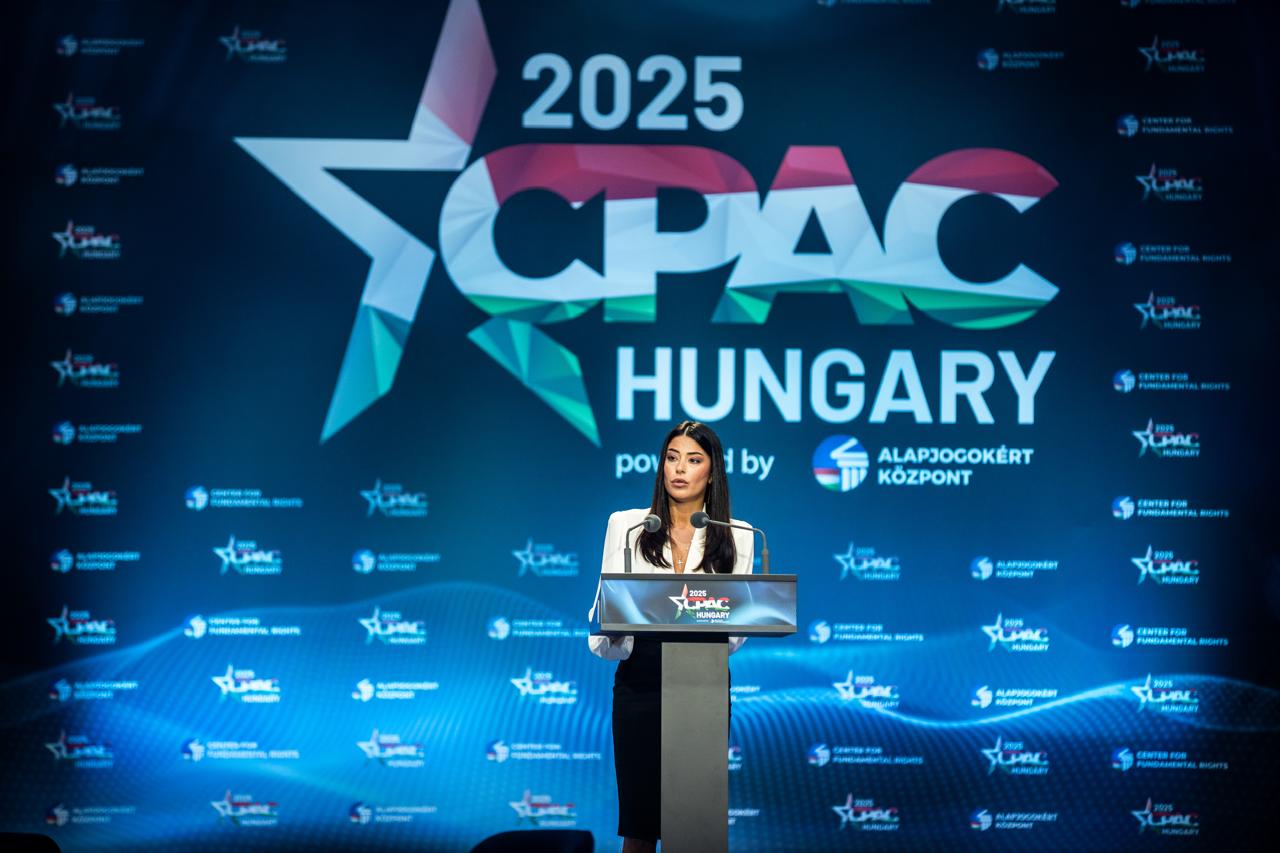 Αφροδίτη Λατινοπούλου