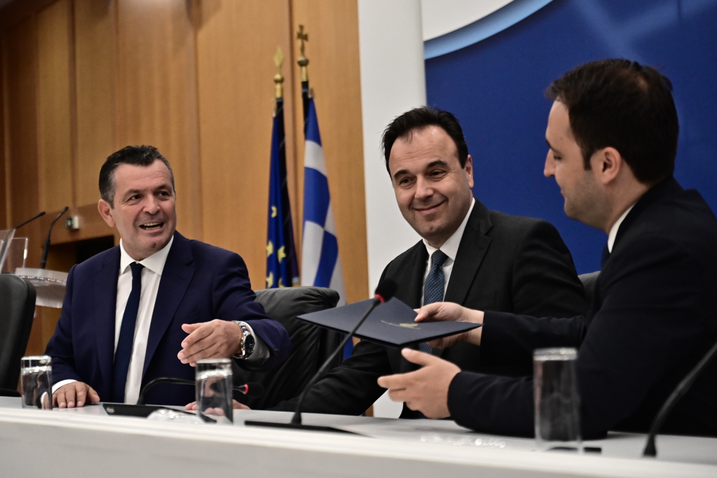 Υπουργείο Ψηφιακής Διακυβέρνησης: Ολοκληρώθηκε η τελετή παράδοσης – παραλαβής μεταξύ των υφυπουργών