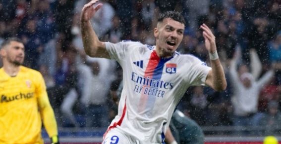 Λιόν: Παραμένει στη Ligue 1