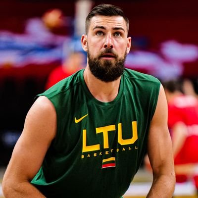 Jonas Valanciunas/X