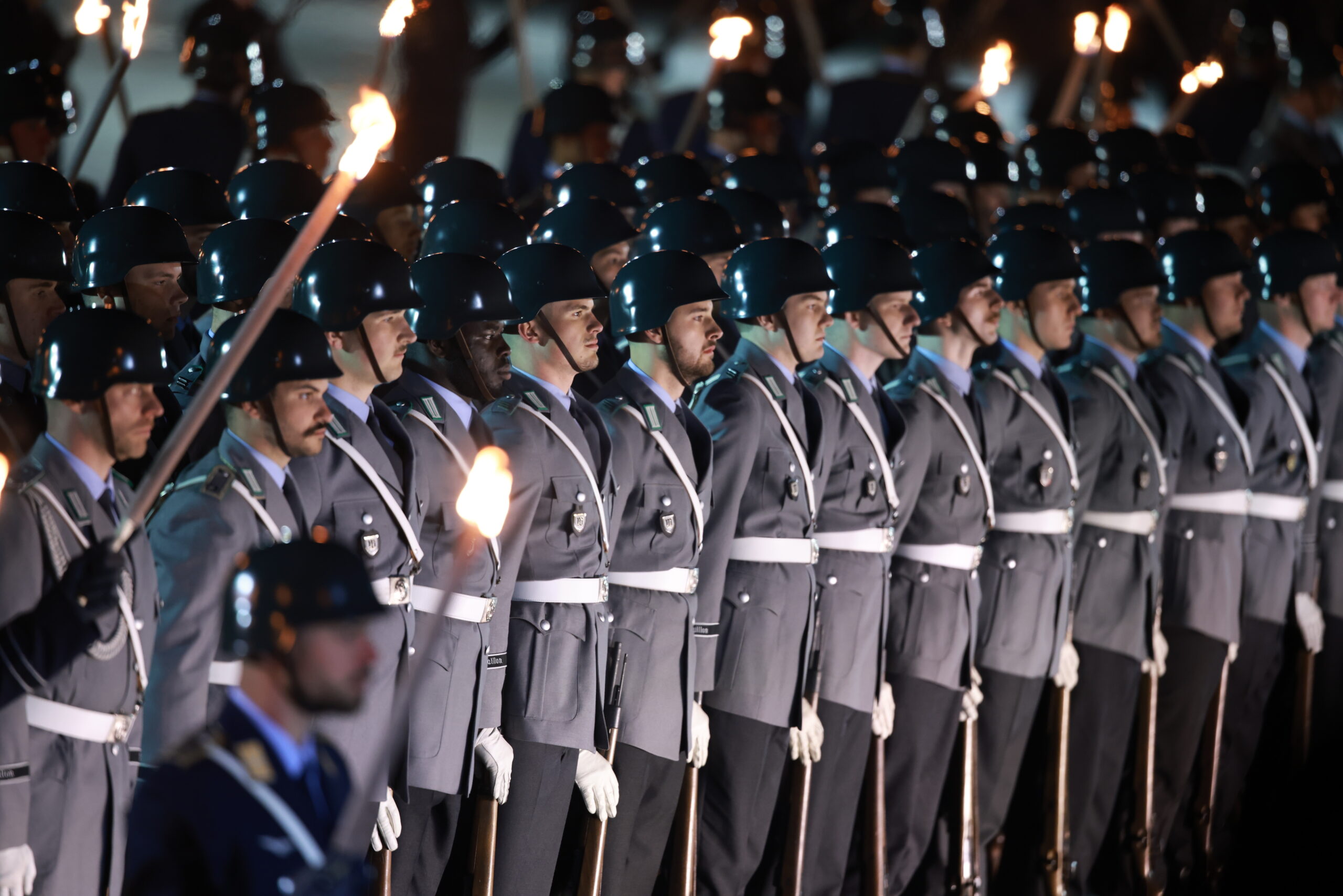 Οι Γερμανοί δεν παίρνουν τα όπλα – Μειονότητα όσοι θα πολεμούσαν
