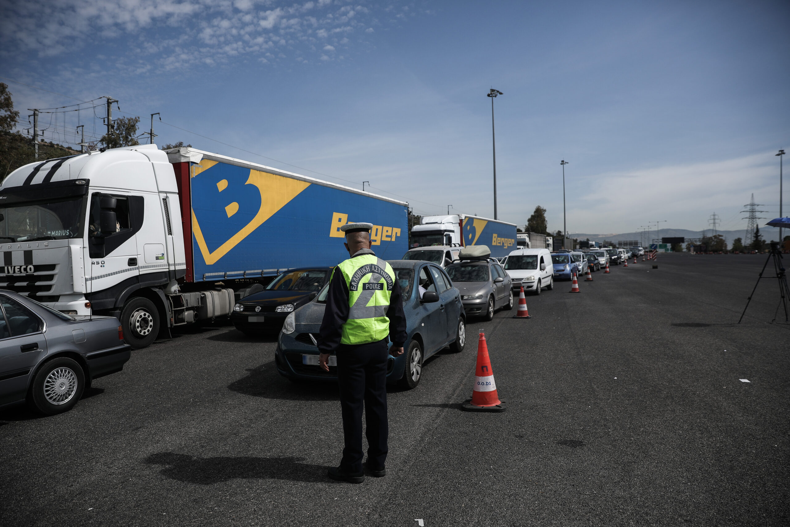 Έκτακτα μέτρα της Τροχαίας για την έξοδο του Δεκαπενταύγουστου