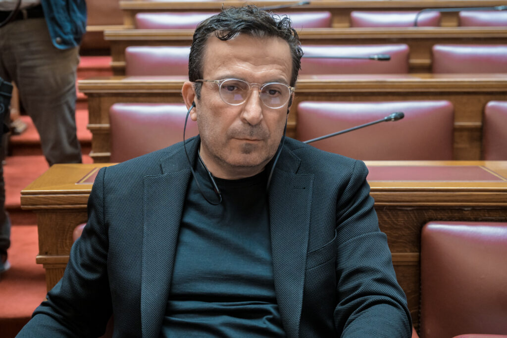 Στέφανος Παραστατίδης