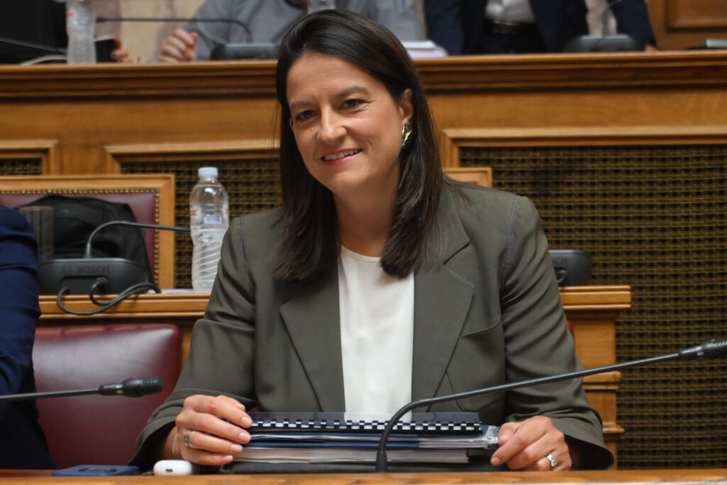 Νίκη Κεραμέως