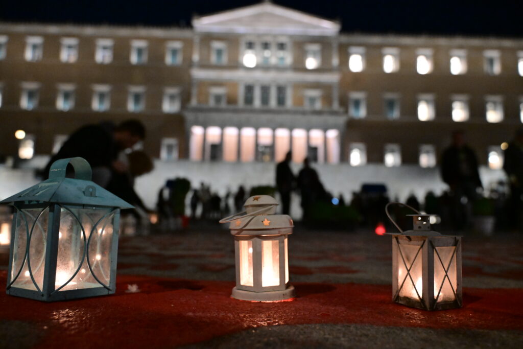 Σύνταγμα: Συγκέντρωση διαμαρτυρίας ενάντια στην τροπολογία για τον Άγνωστο Στρατιώτη Άγνωστος Στρατιώτης