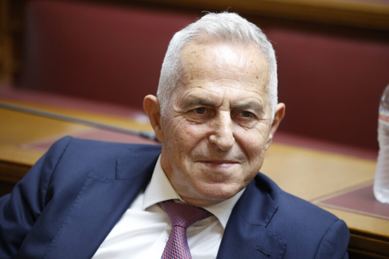 ΠΑΣΟΚ: Συνάντηση Ανδρουλάκη με τον Ευάγγελο Αποστολάκη τη Δευτέρα