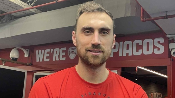 Νίκολα Μιλουτίνοφ